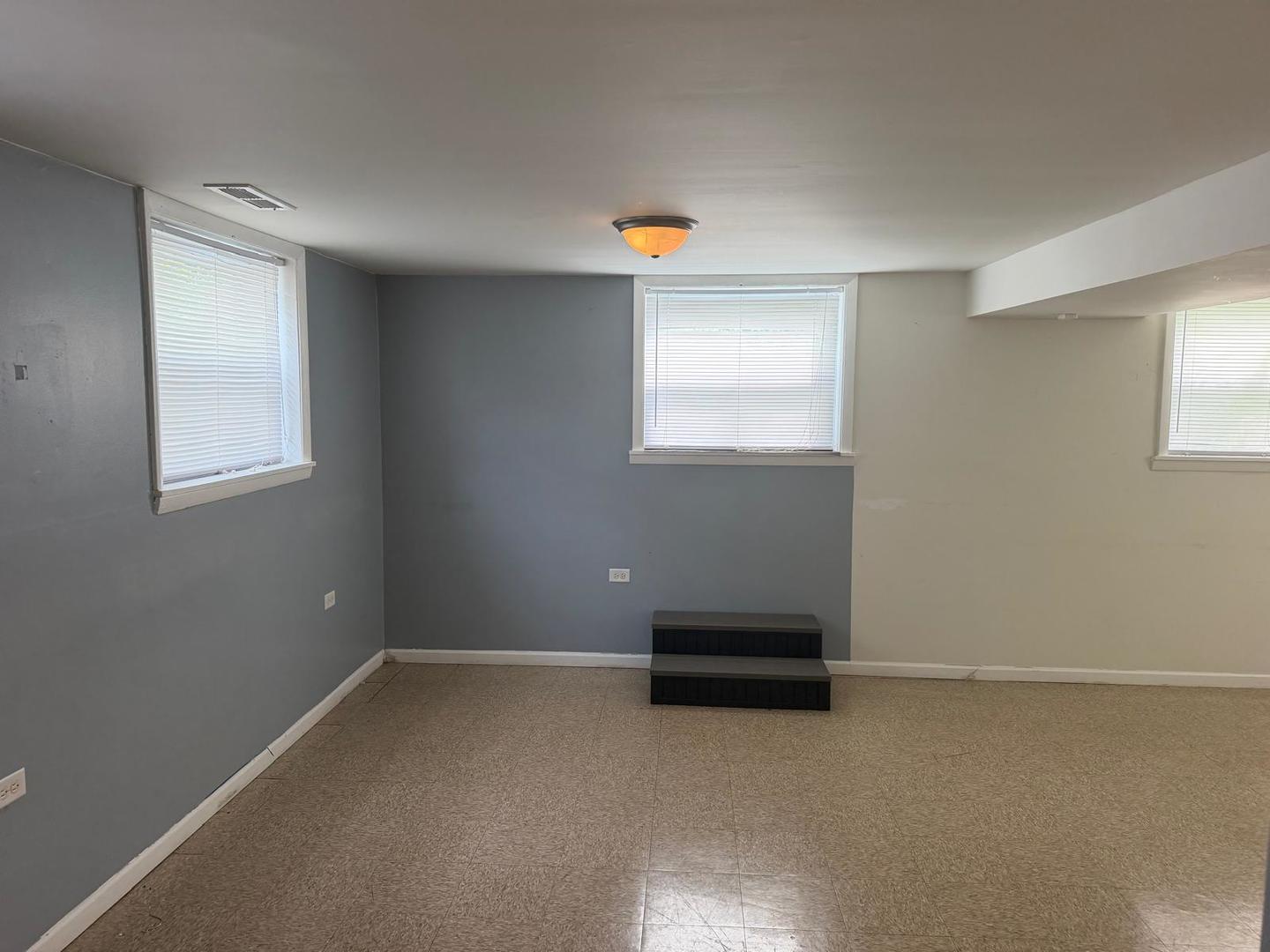 15726 Avalon Avenue Property Photo 21