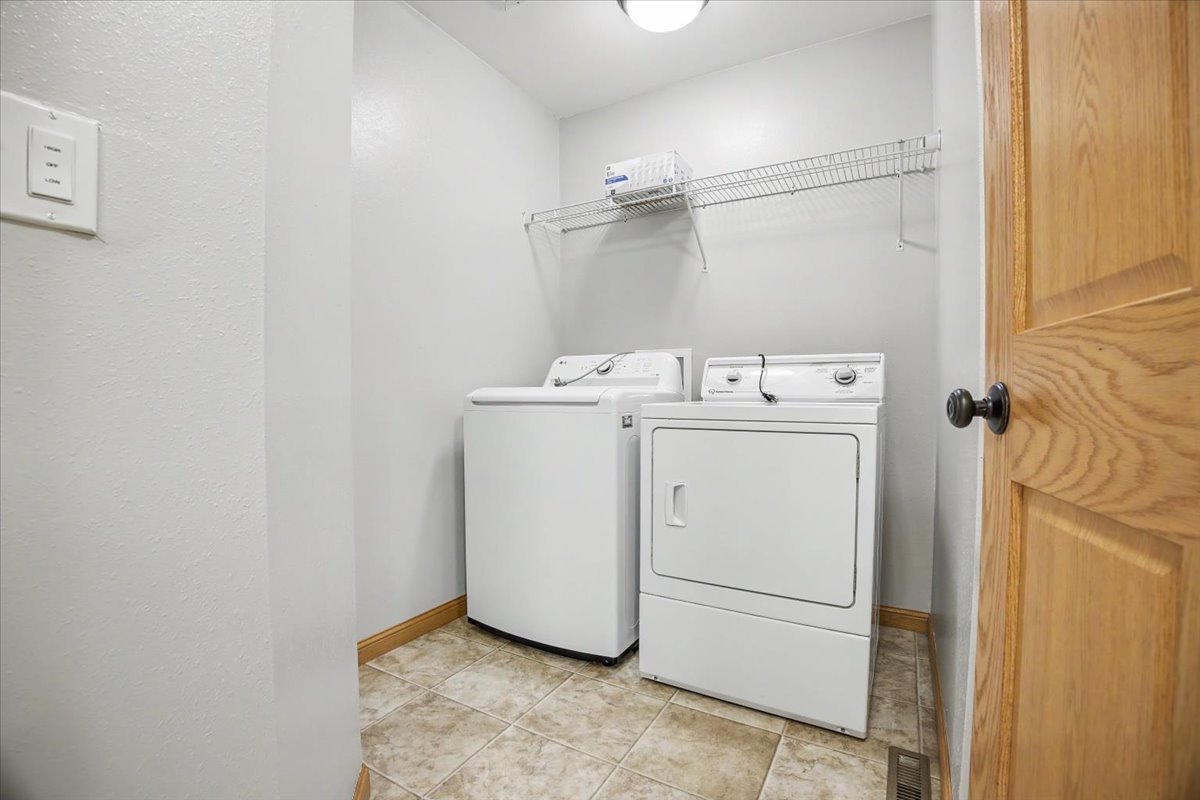 11924 E 2800 North Road Property Photo 27