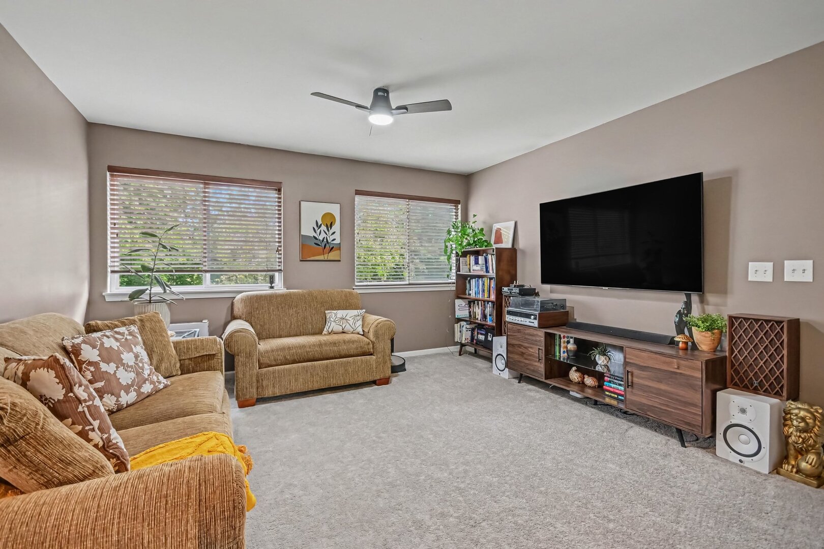 2210 Hagaman Lane Property Photo 18