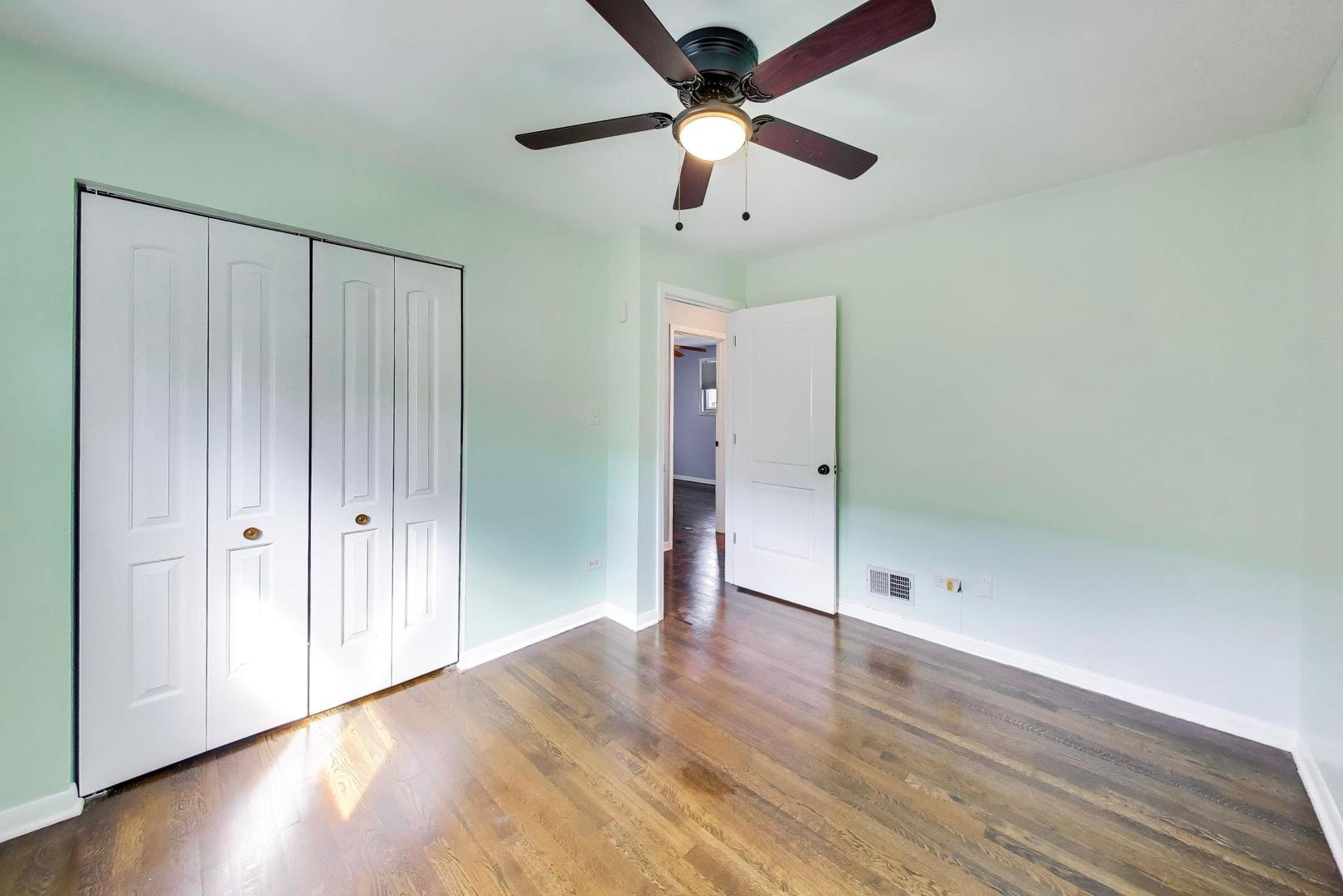 8215 S Tripp Avenue Property Photo 15