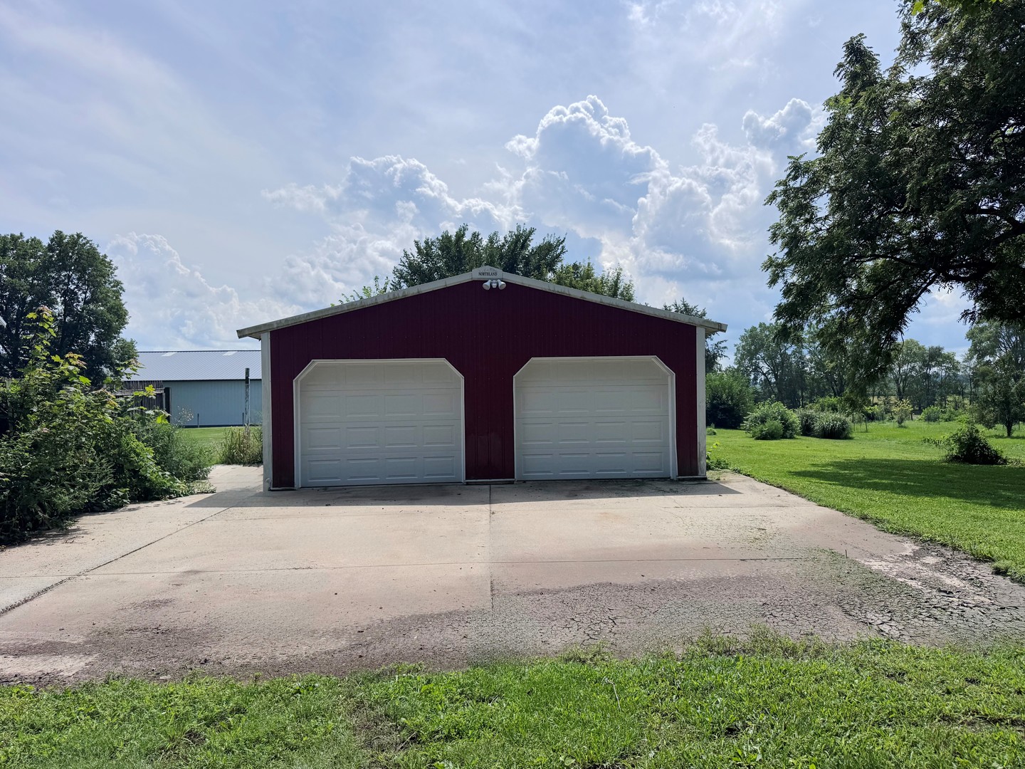 1123a Inlet Road Property Photo 4