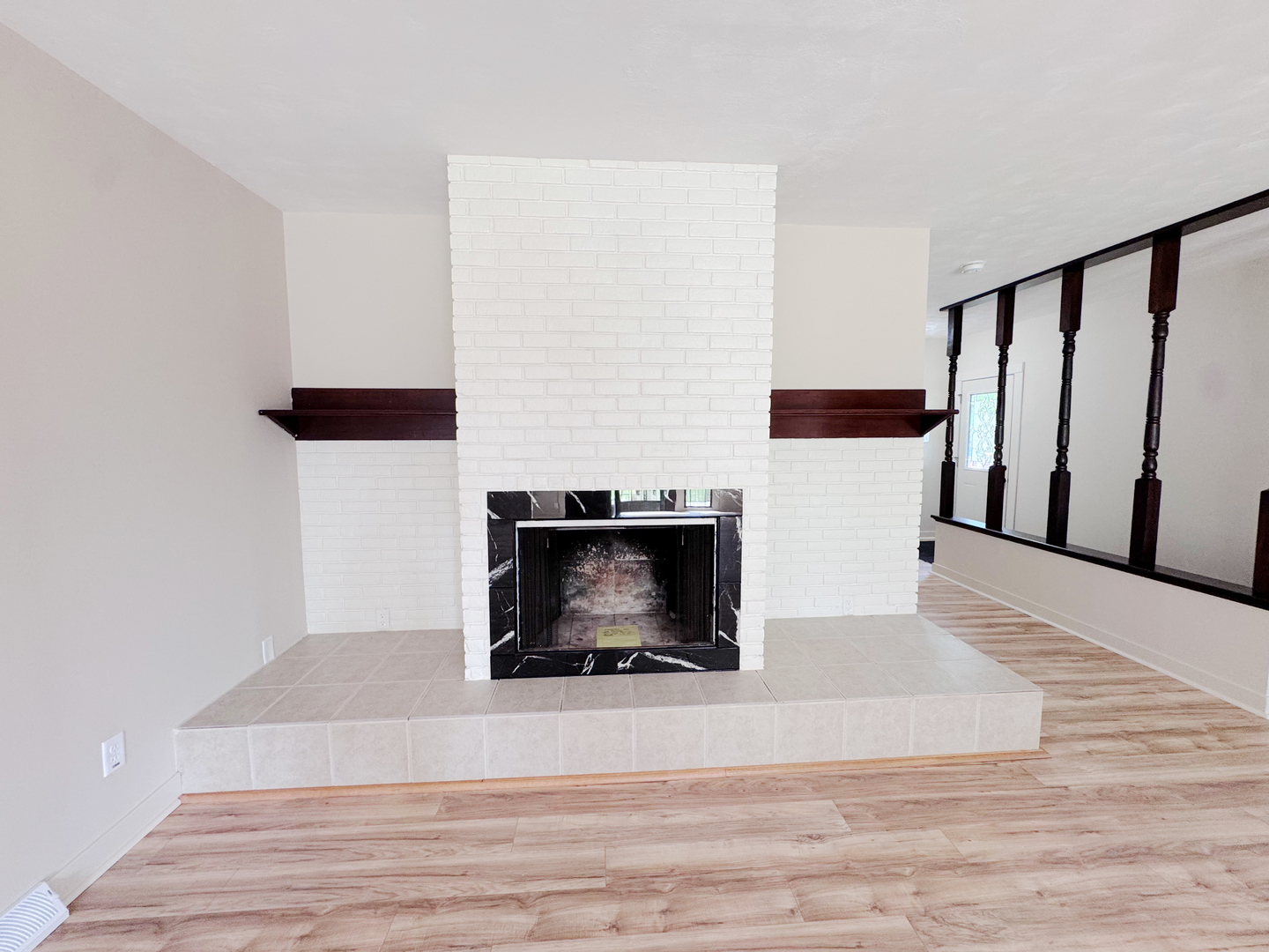1123a Inlet Road Property Photo 10