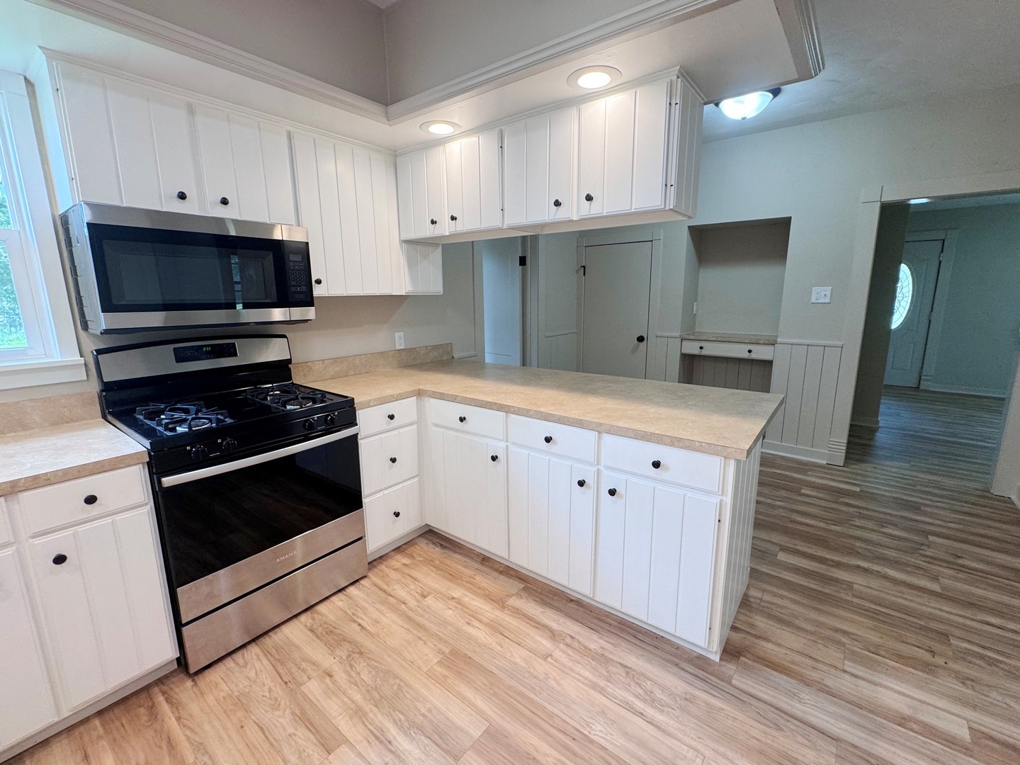 1123a Inlet Road Property Photo 16