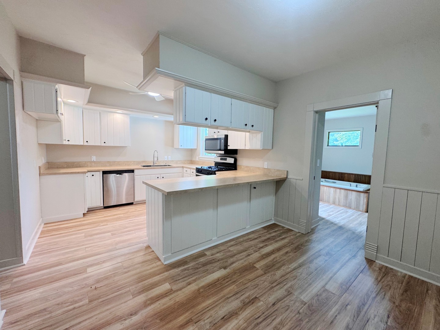 1123a Inlet Road Property Photo 18