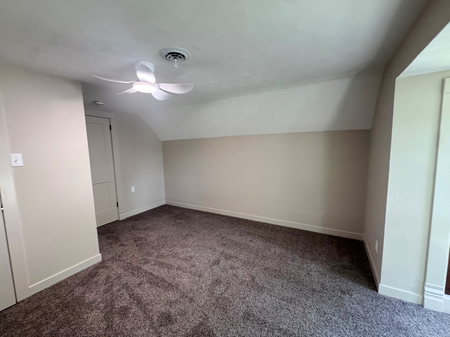 1123a Inlet Road Property Photo 32