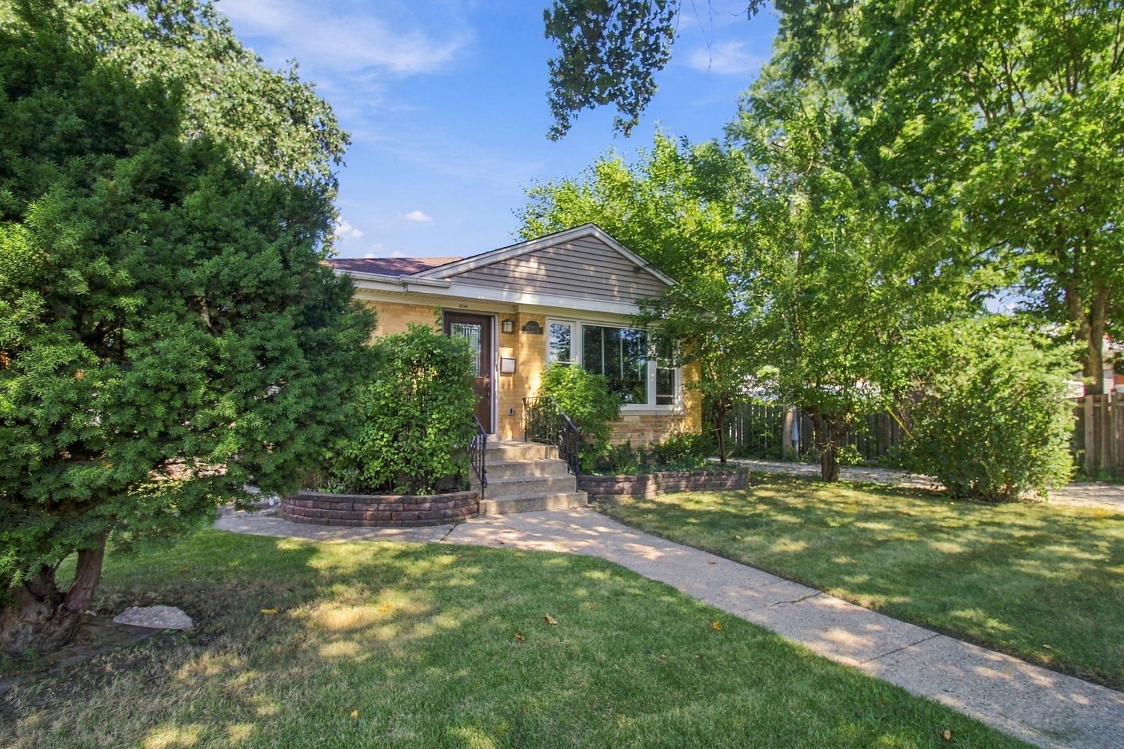 5214 Enfield Avenue Property Photo 19