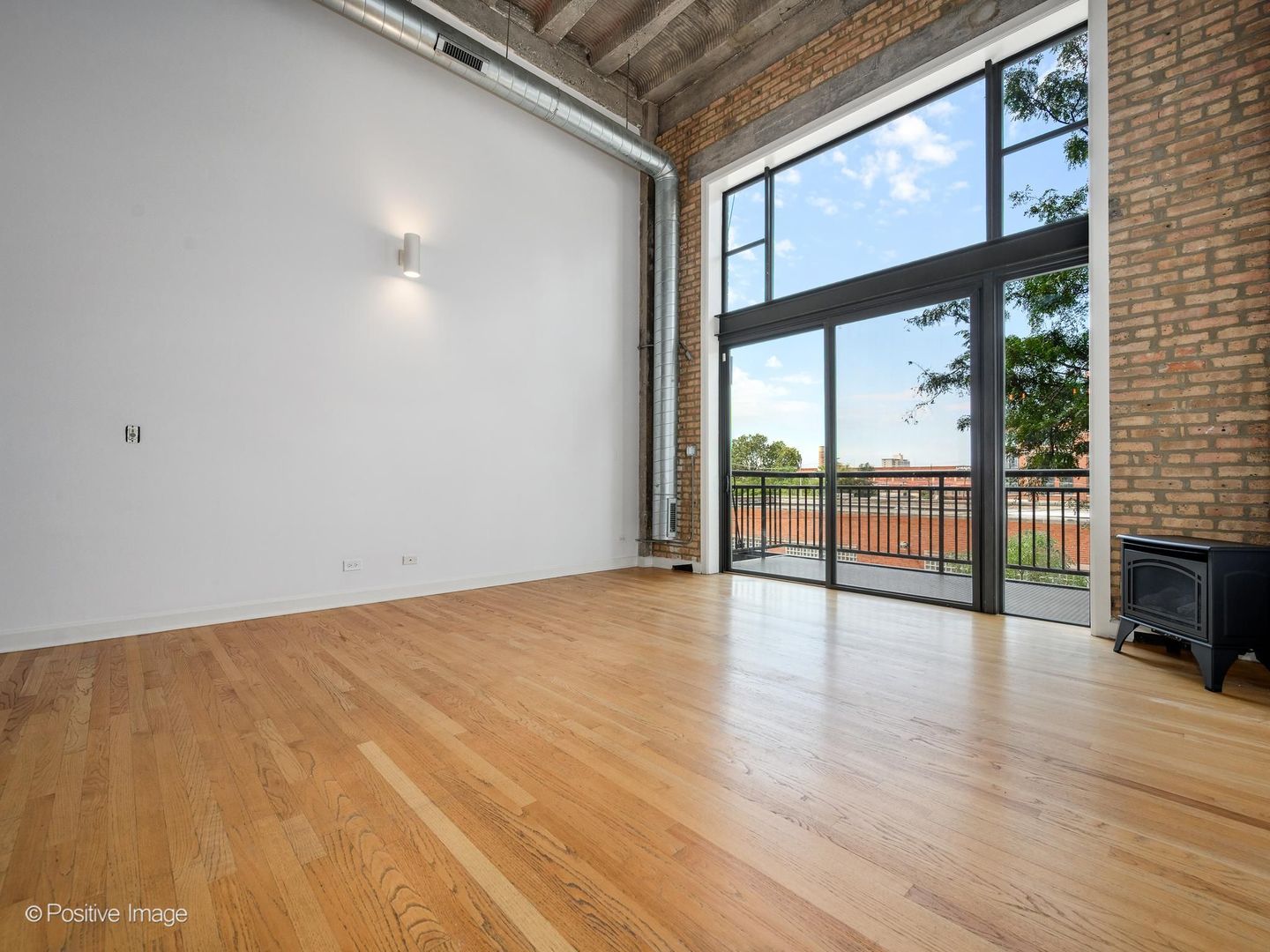 2545 S Dearborn Street 319 Property Photo 11