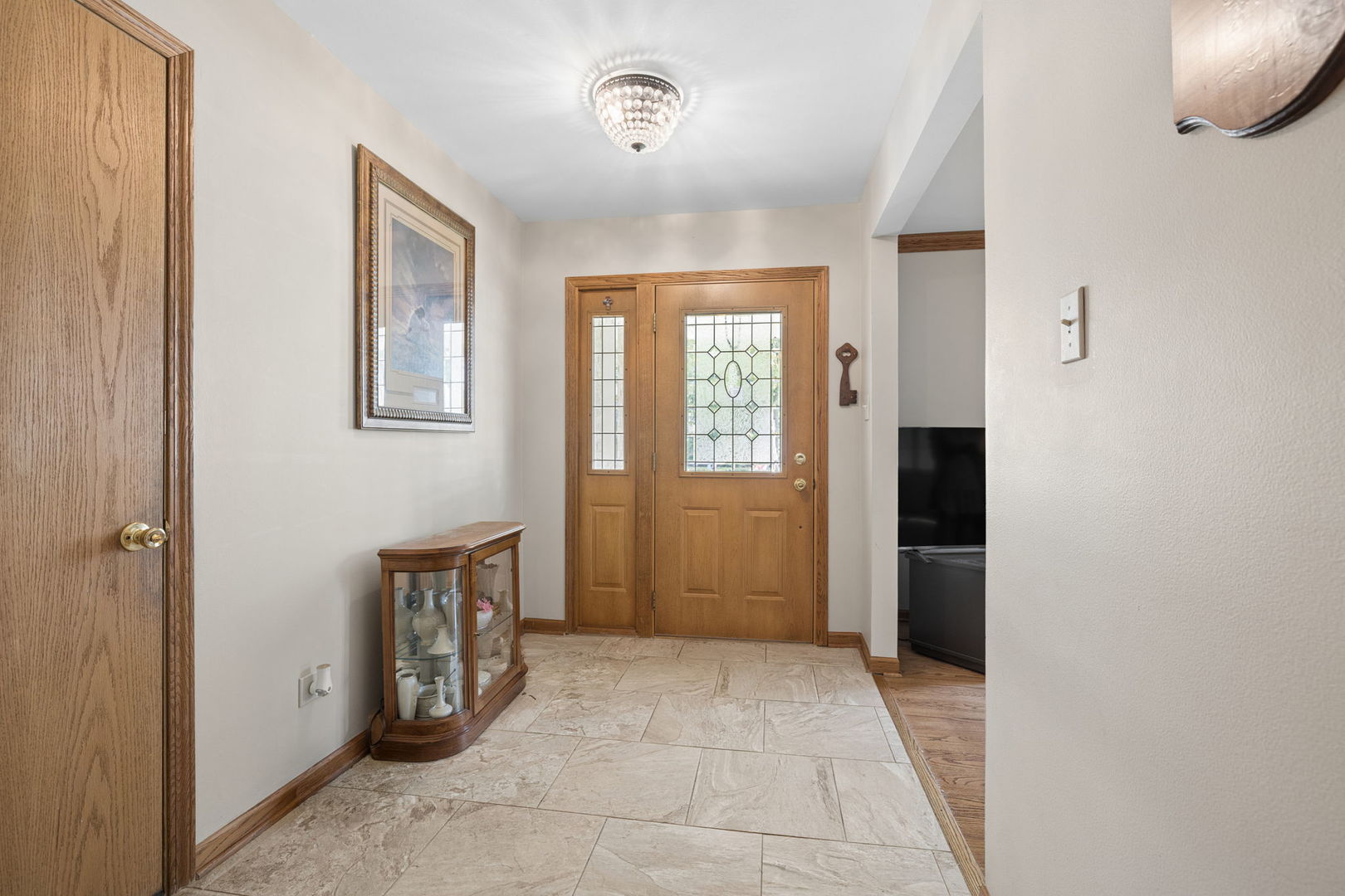7802 Sawyer Road Property Photo 3