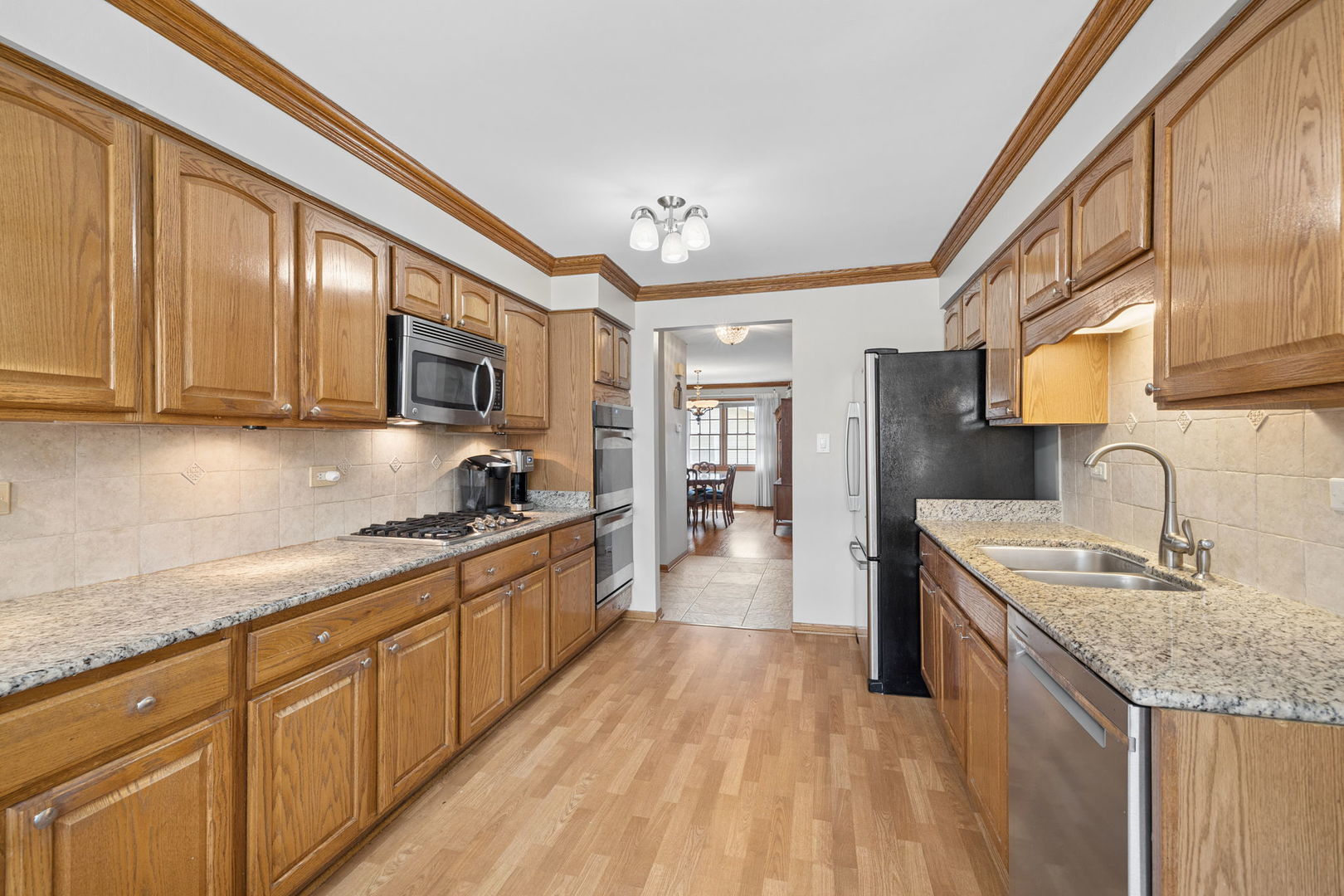 7802 Sawyer Road Property Photo 9