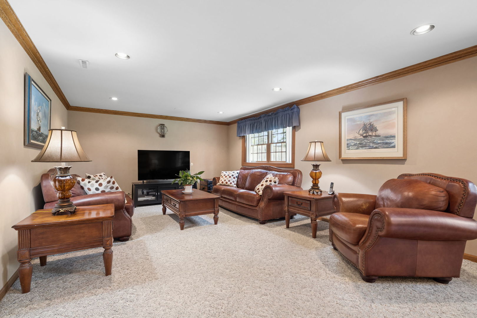 7802 Sawyer Road Property Photo 18