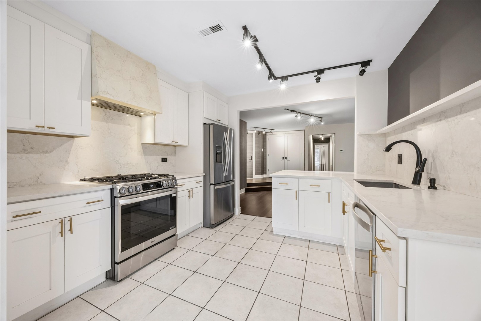 9744 Mill Drive E1 Property Photo 6