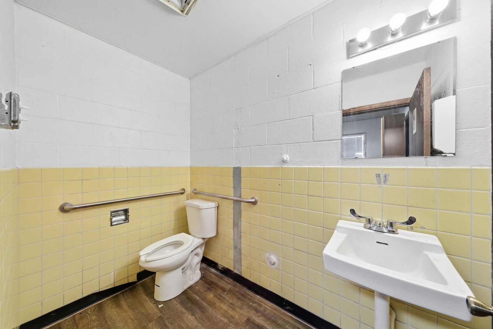 9952 S Halsted Street Property Photo 41