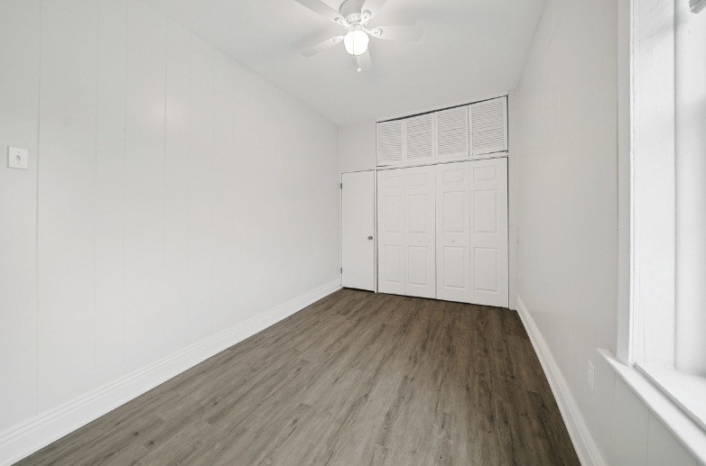 2556 S Albany Avenue 2 Property Photo 14