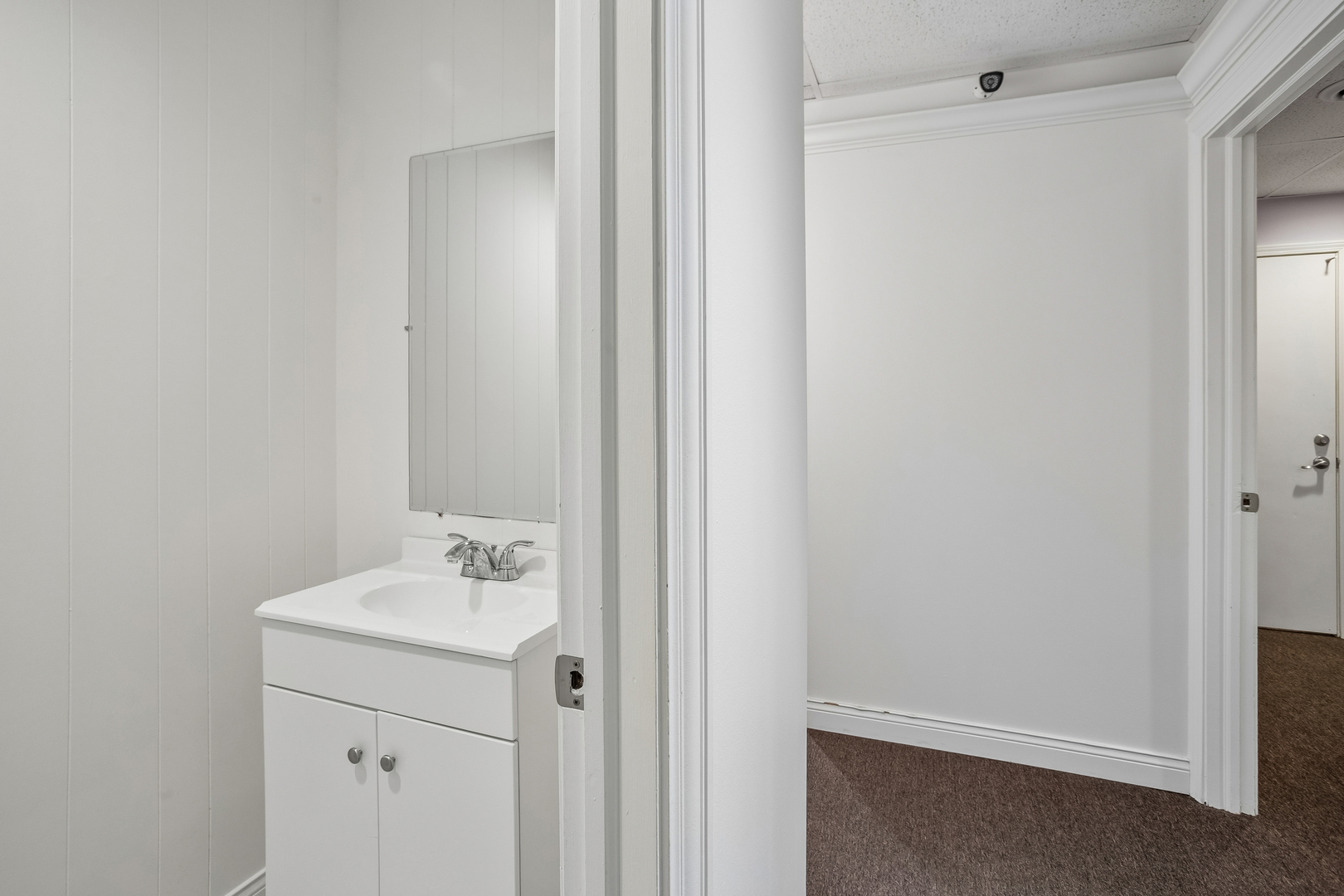 2832 N Milwaukee Avenue Property Photo 17