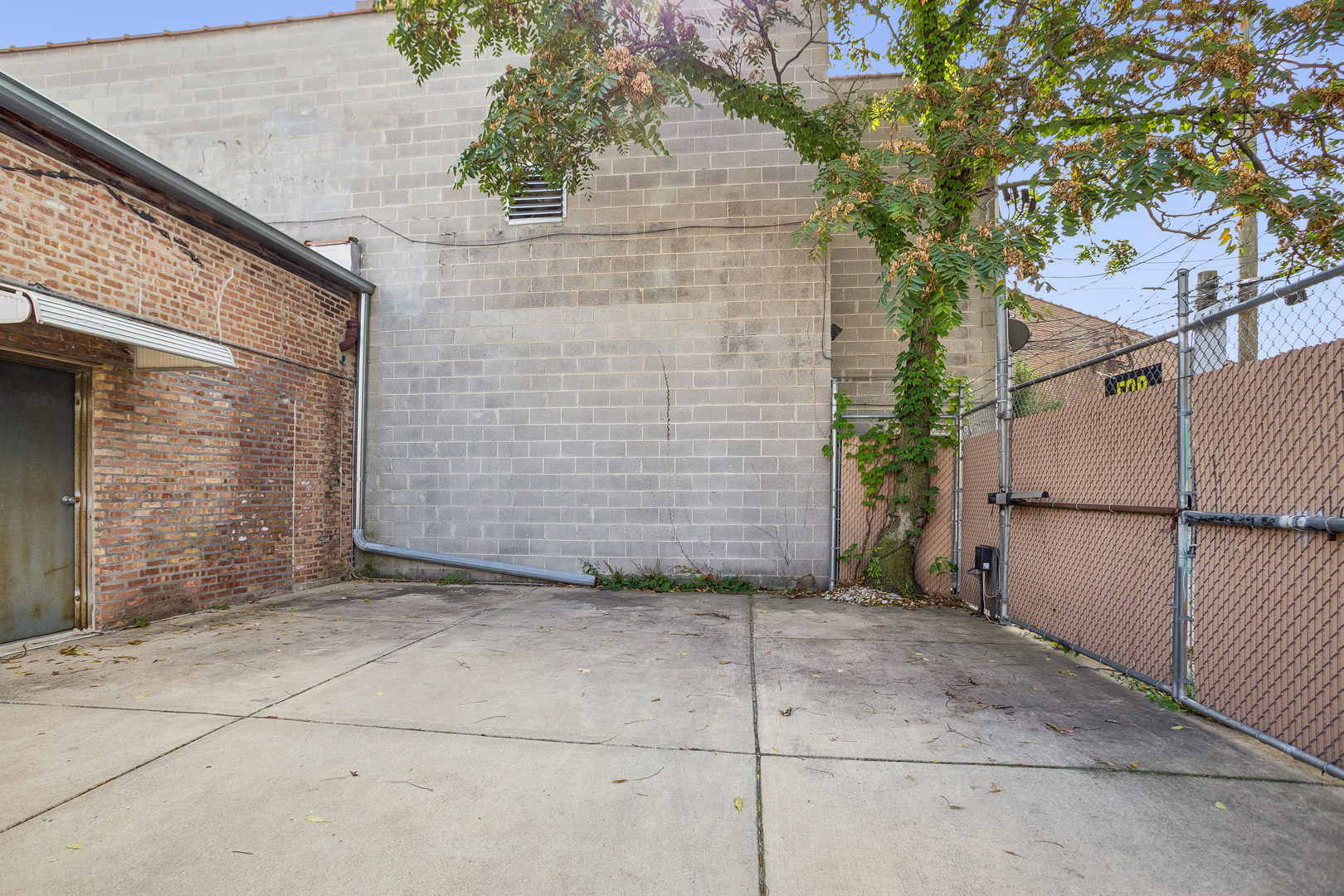 2832 N Milwaukee Avenue Property Photo 19