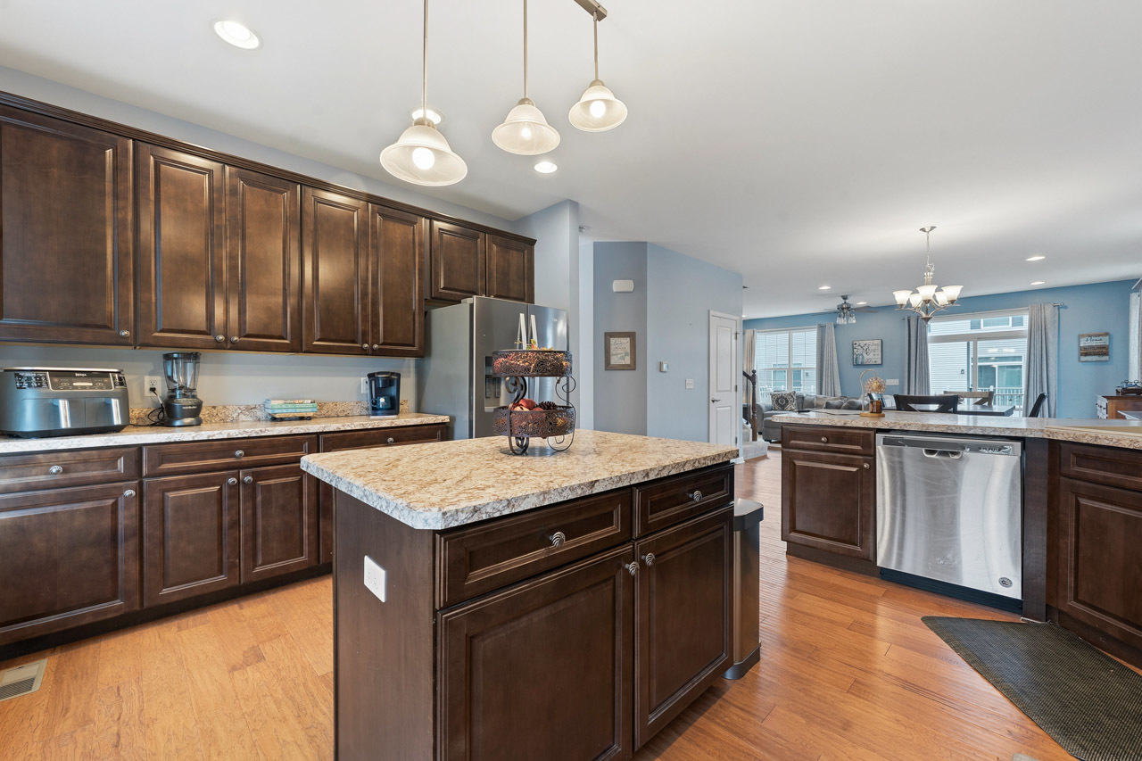 12756665 Property Photo 6