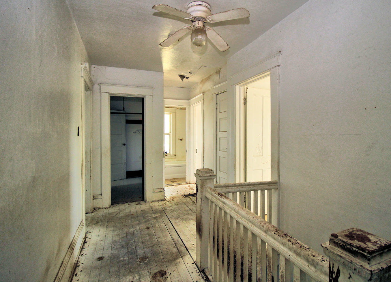 320 E Railroad Property Photo 10