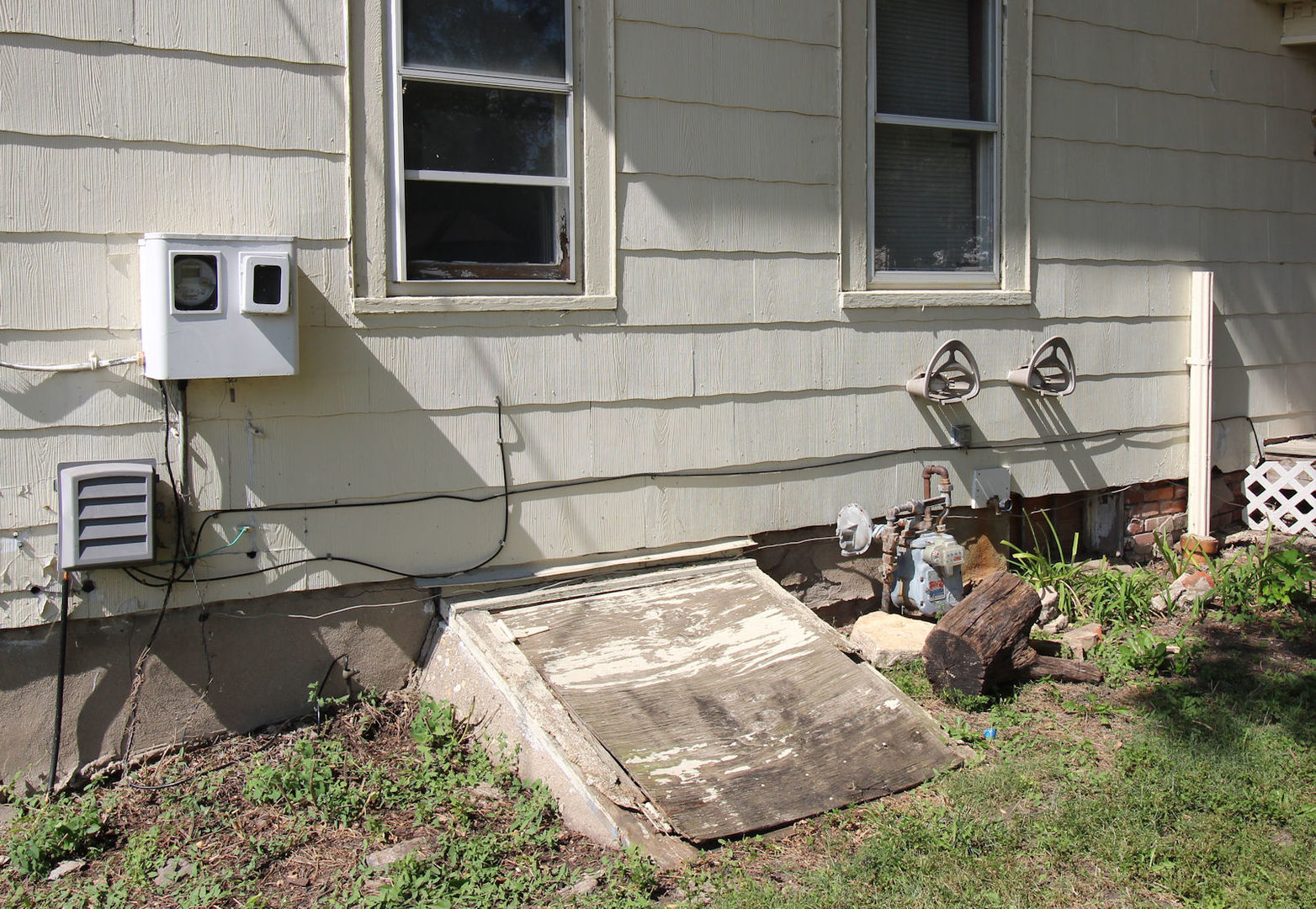 320 E Railroad Property Photo 29