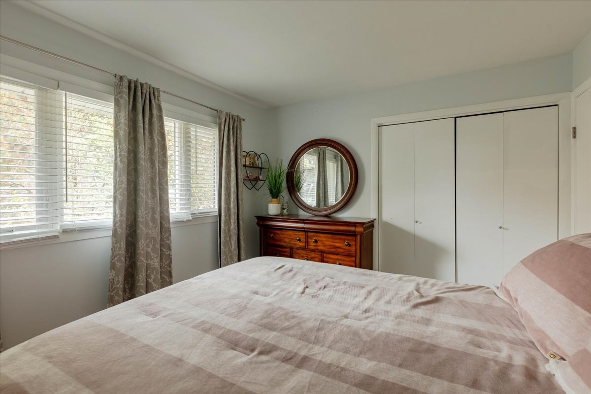 1313 Landwehr Road Property Photo 20