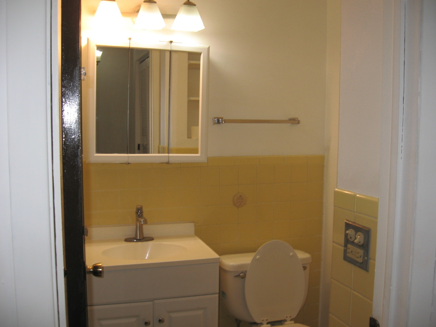 7830 W North Avenue 705 Property Photo 18