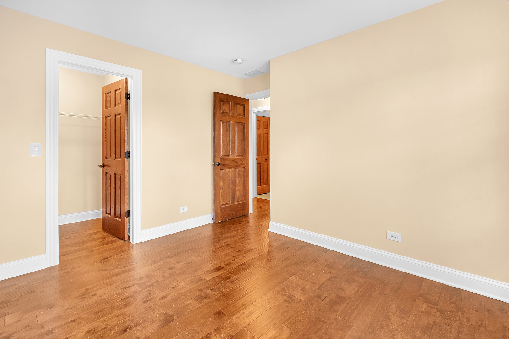 354 Ogden Falls Boulevard 354 Property Photo 14