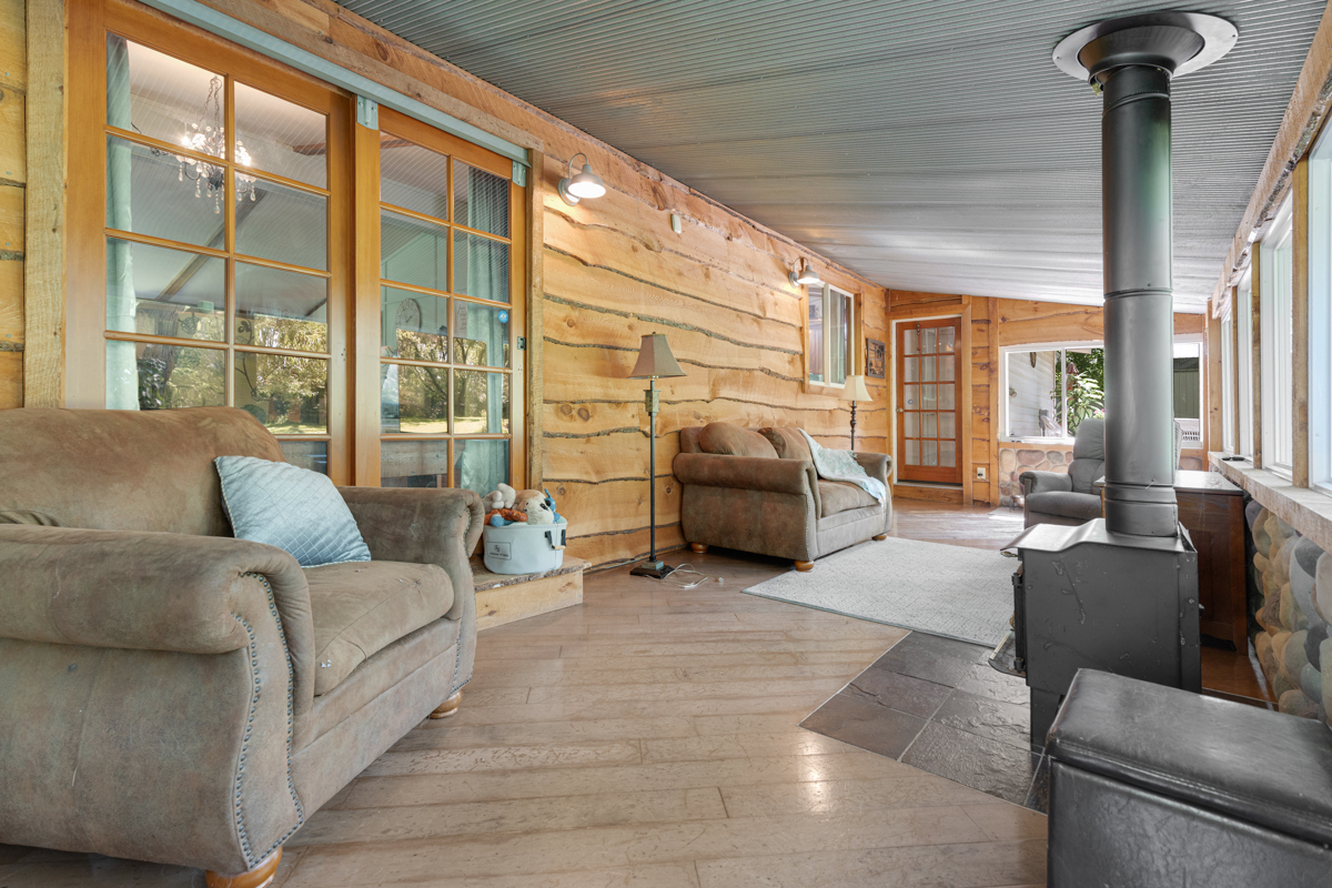 22201 Carmack Road Property Photo 13