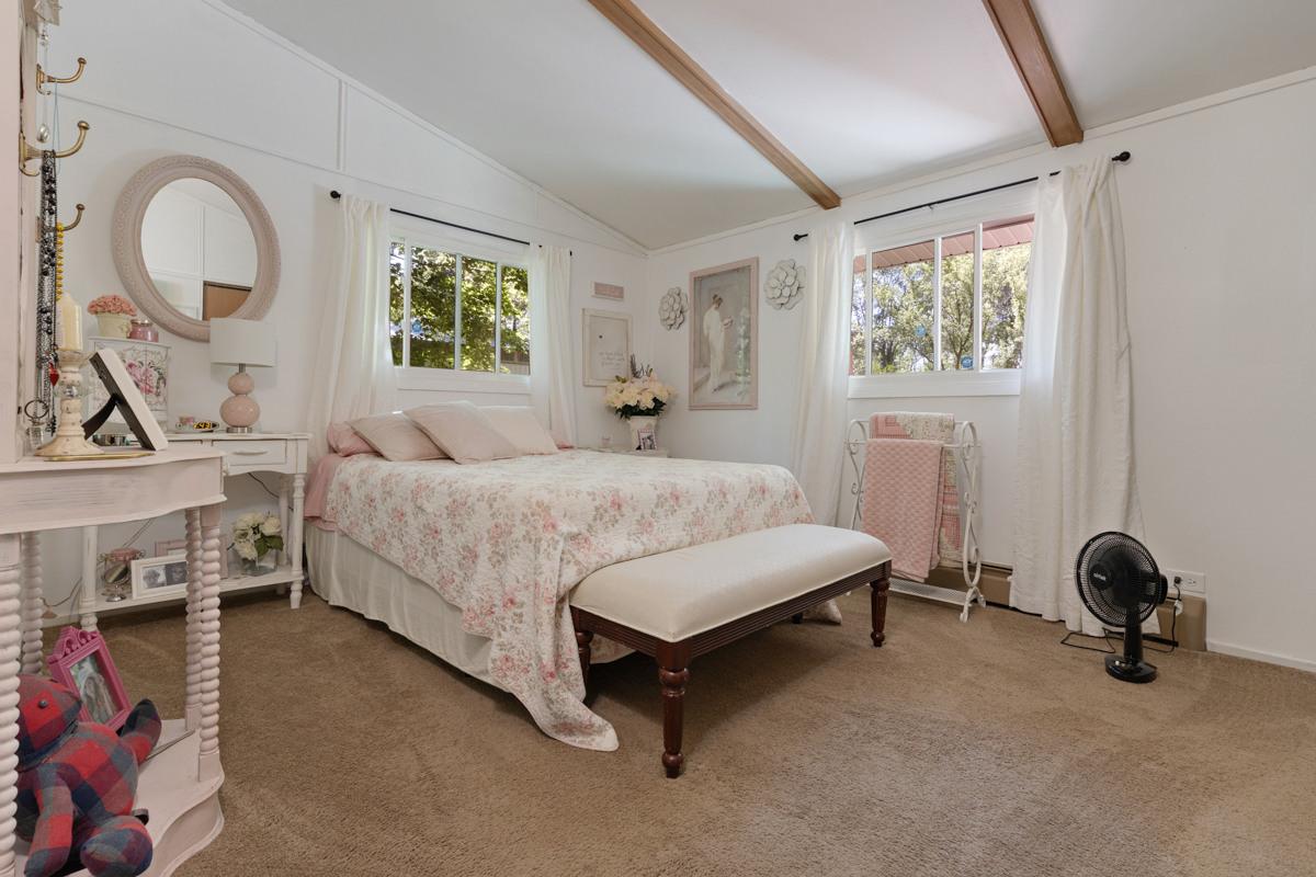 22201 Carmack Road Property Photo 16