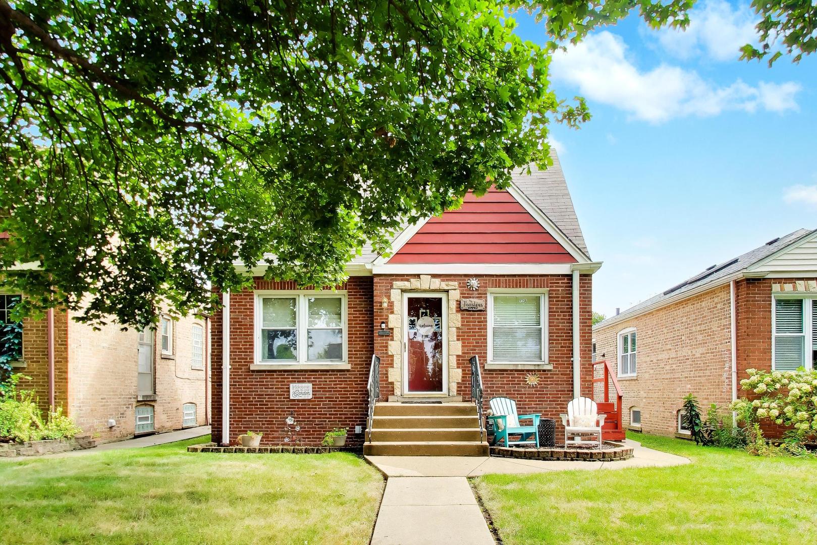 11449 S Fairfield Avenue Property Photo 3
