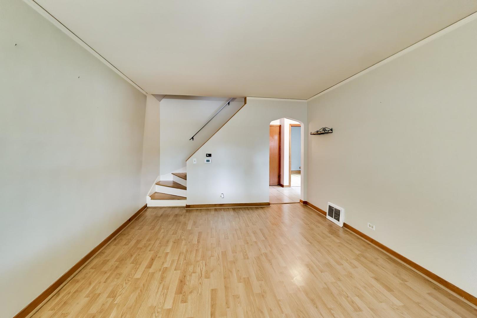 11449 S Fairfield Avenue Property Photo 9