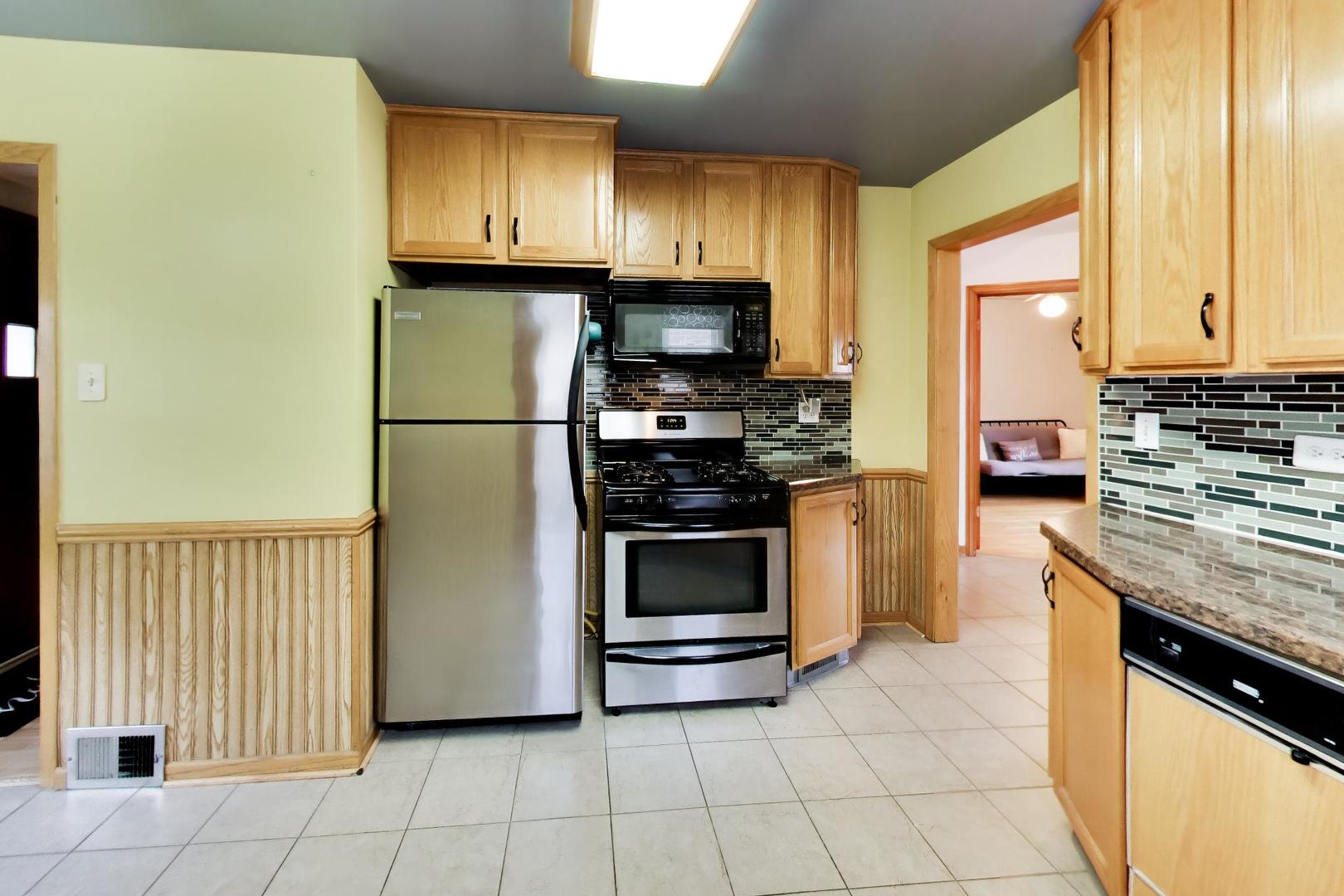 11449 S Fairfield Avenue Property Photo 12
