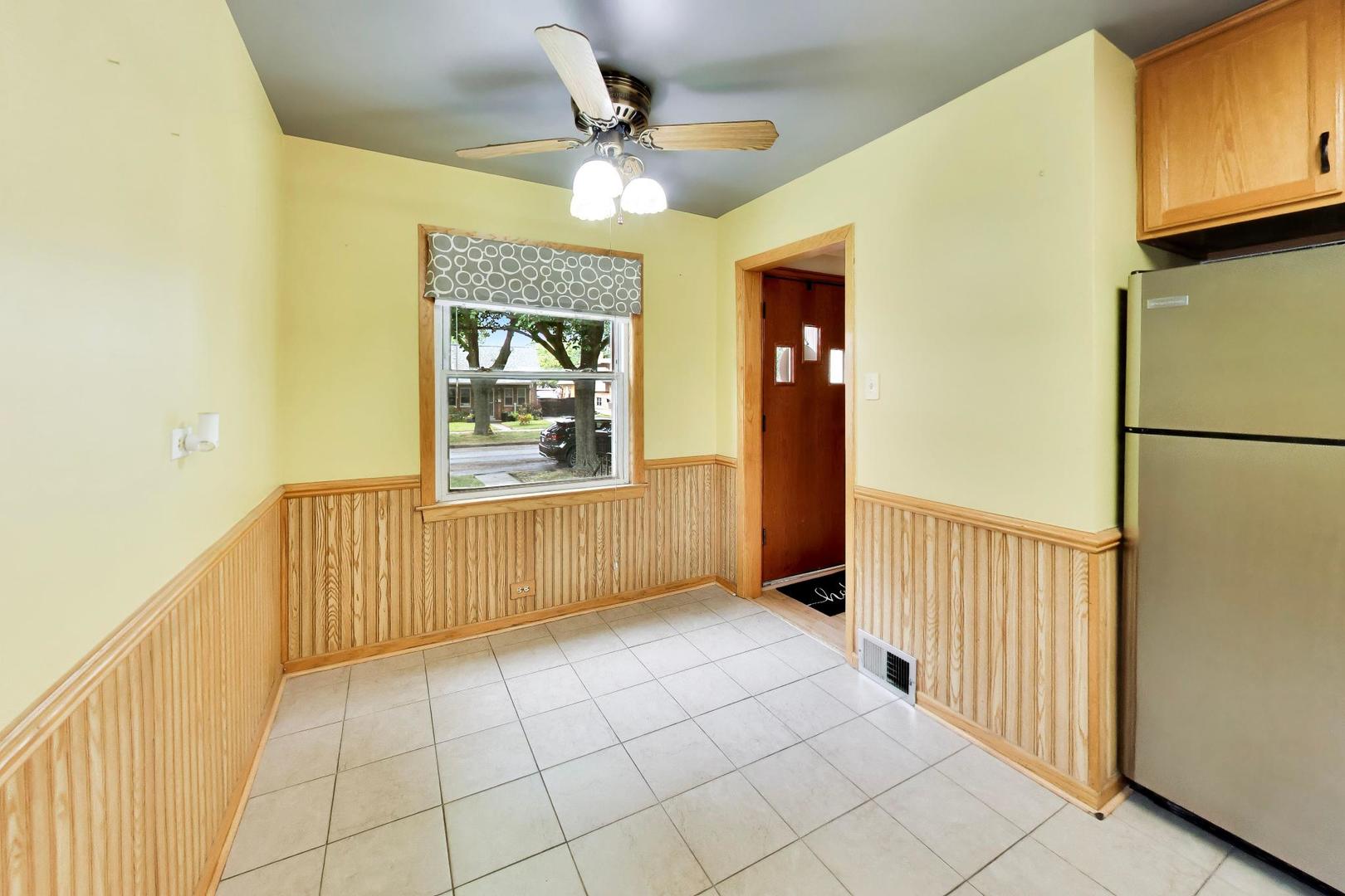 11449 S Fairfield Avenue Property Photo 16