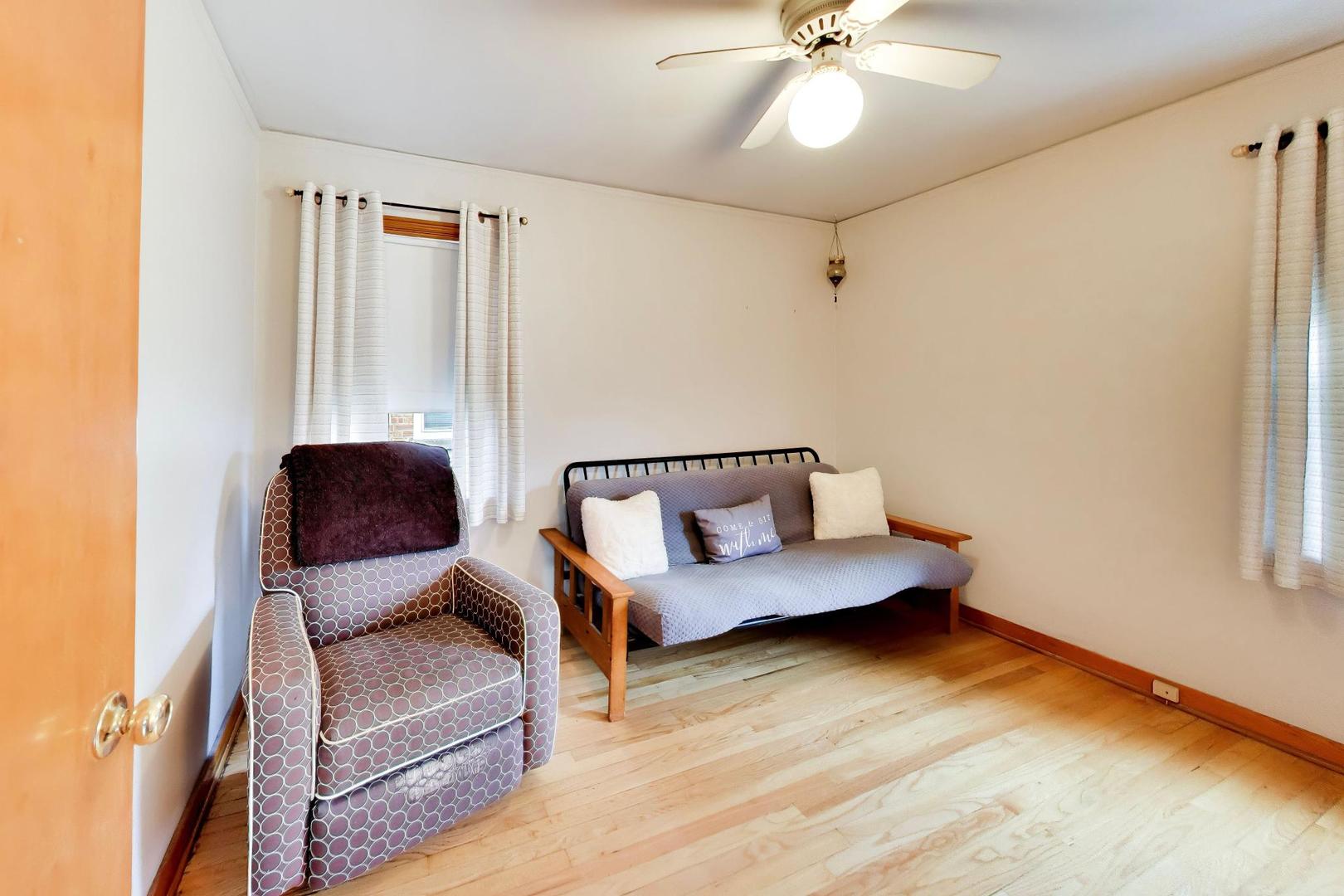 11449 S Fairfield Avenue Property Photo 18