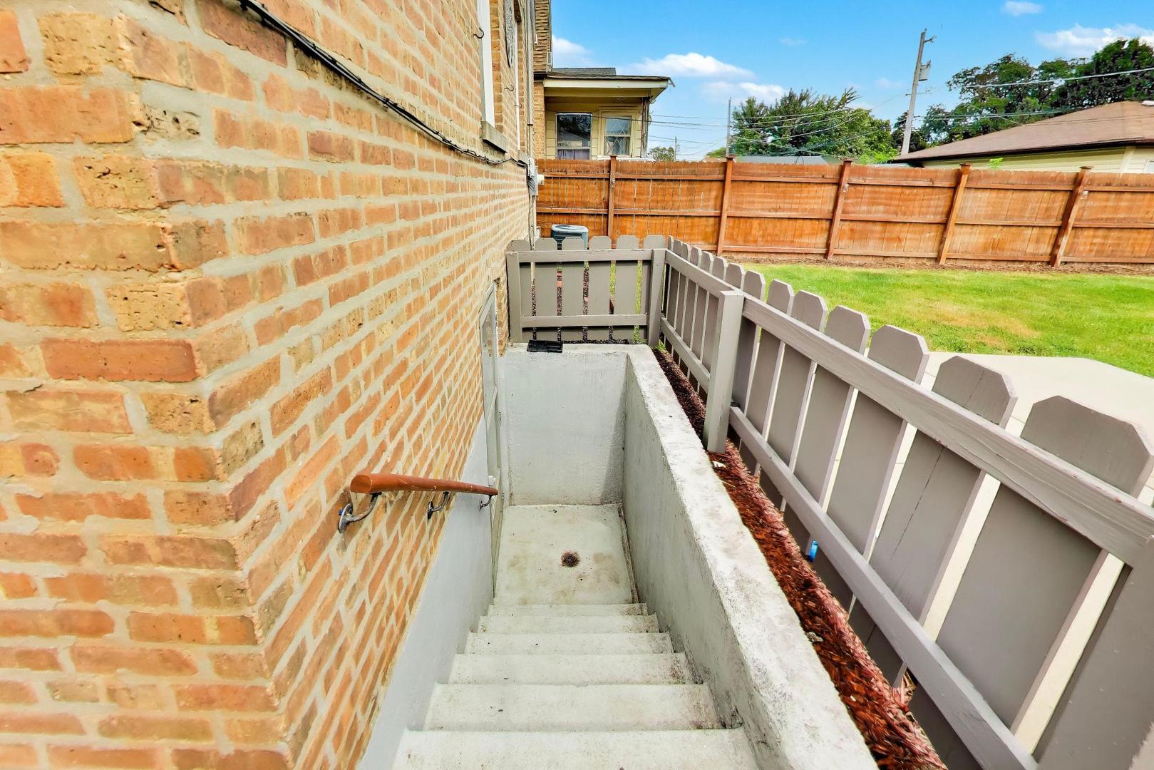11449 S Fairfield Avenue Property Photo 40