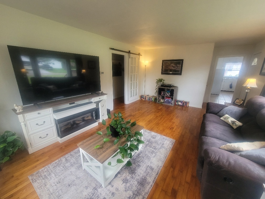 534 Tar Spring Drive Property Photo 14