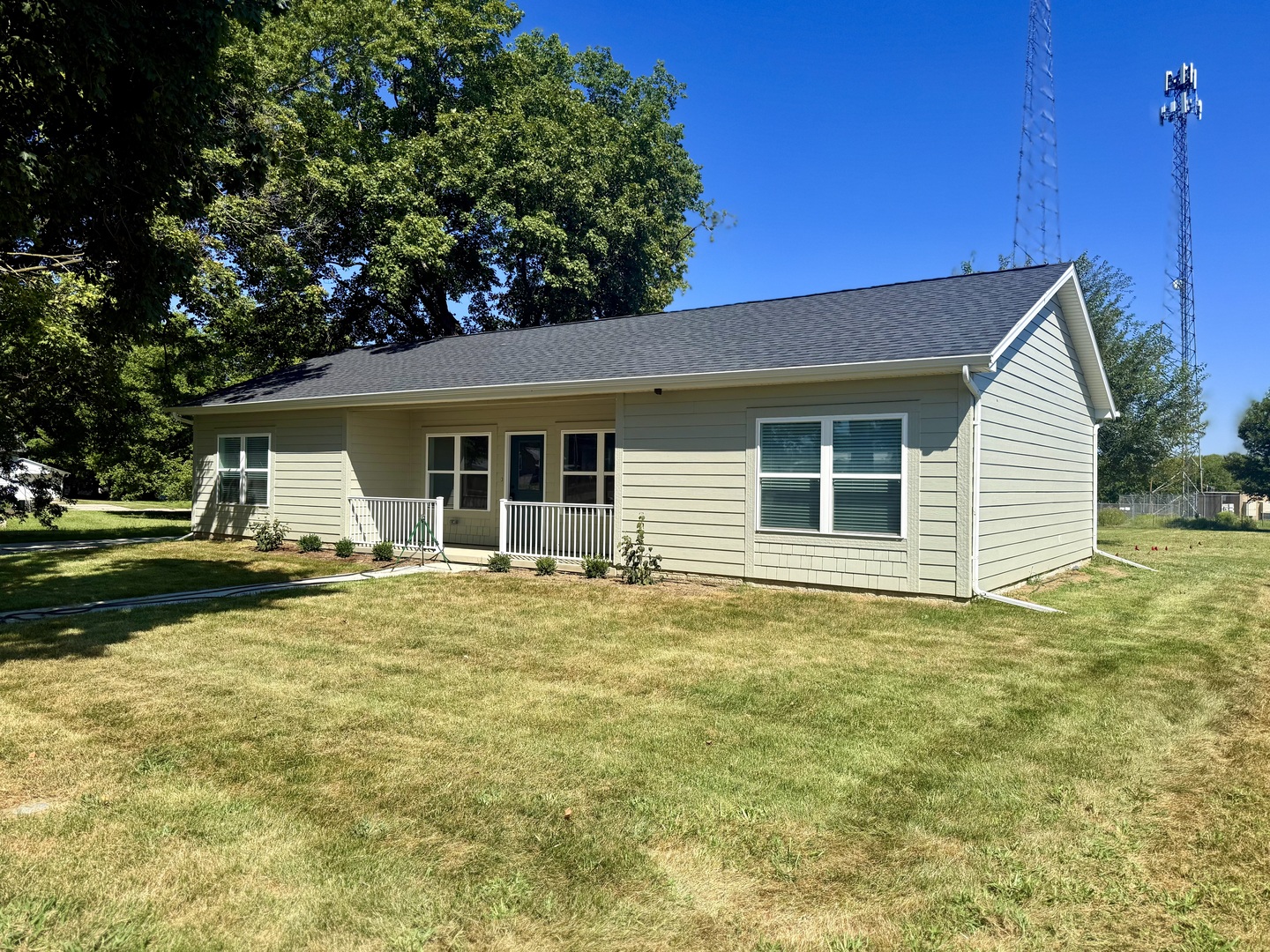 304 Elm Street Property Photo 2