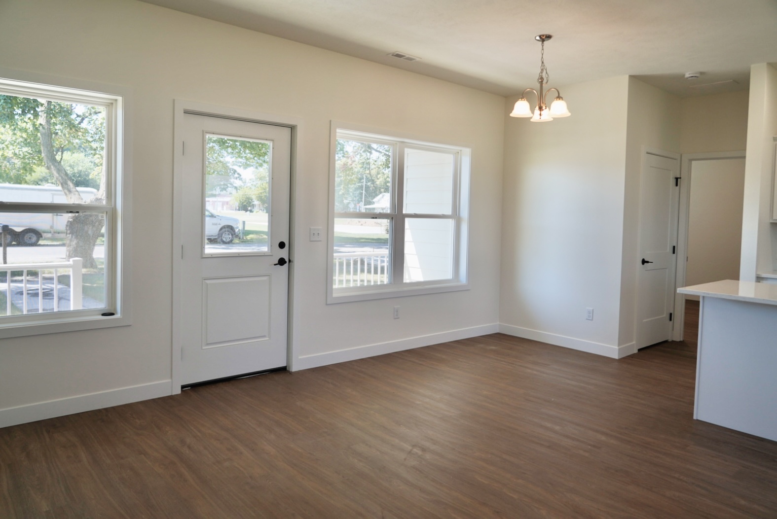 304 Elm Street Property Photo 4