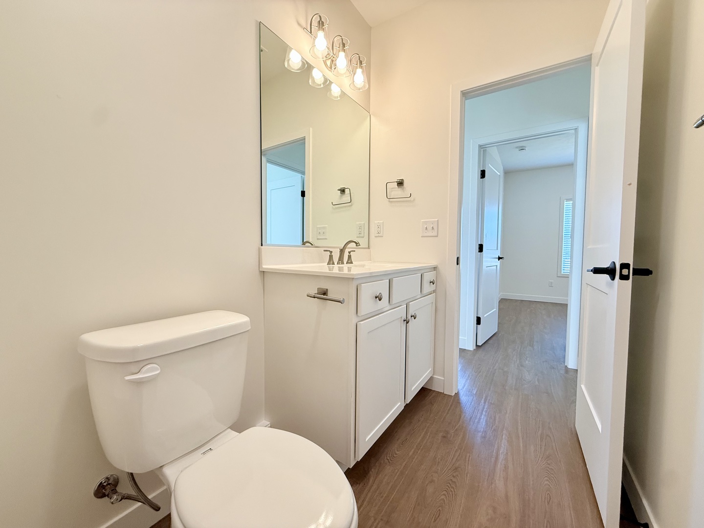 304 Elm Street Property Photo 16