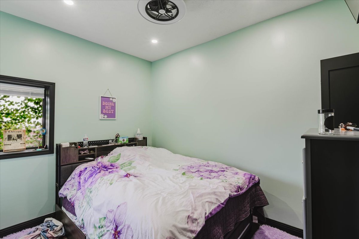 103 S Center Street Property Photo 38