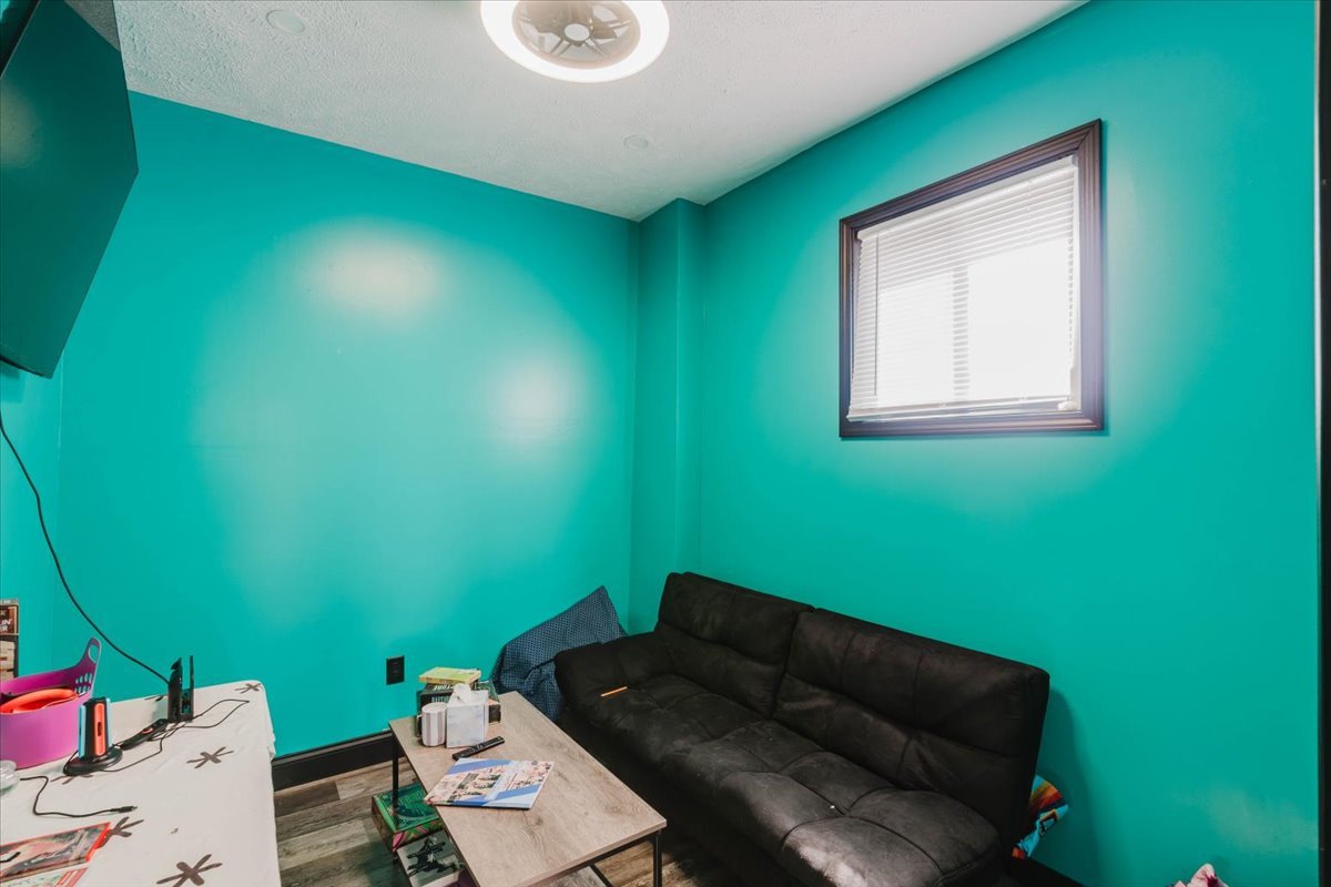 103 S Center Street Property Photo 40