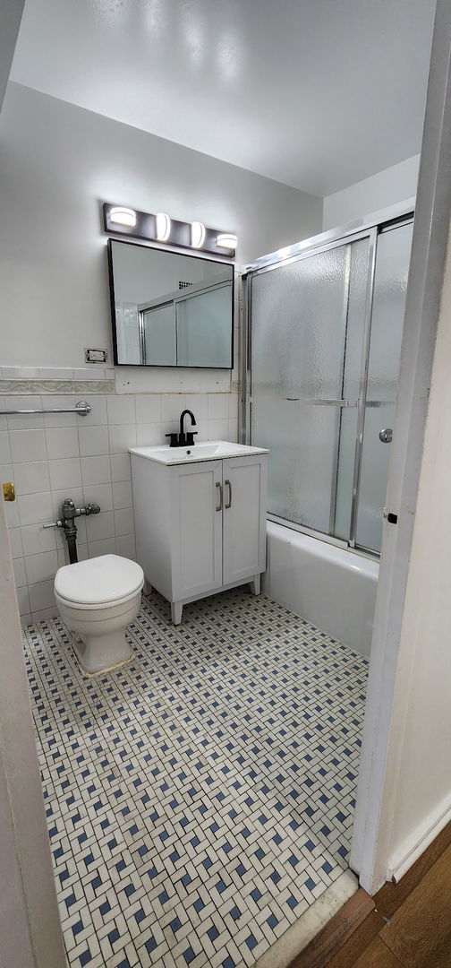 6030 N Sheridan Road 1303 Property Photo 11
