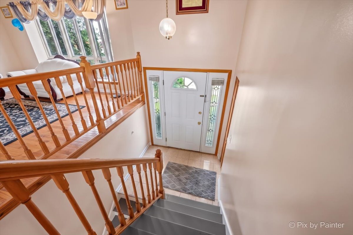 401 Longford Drive Property Photo 8