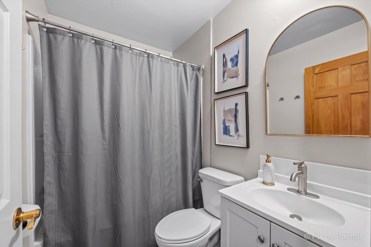 401 Longford Drive Property Photo 10