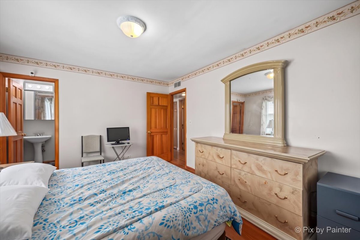 401 Longford Drive Property Photo 12