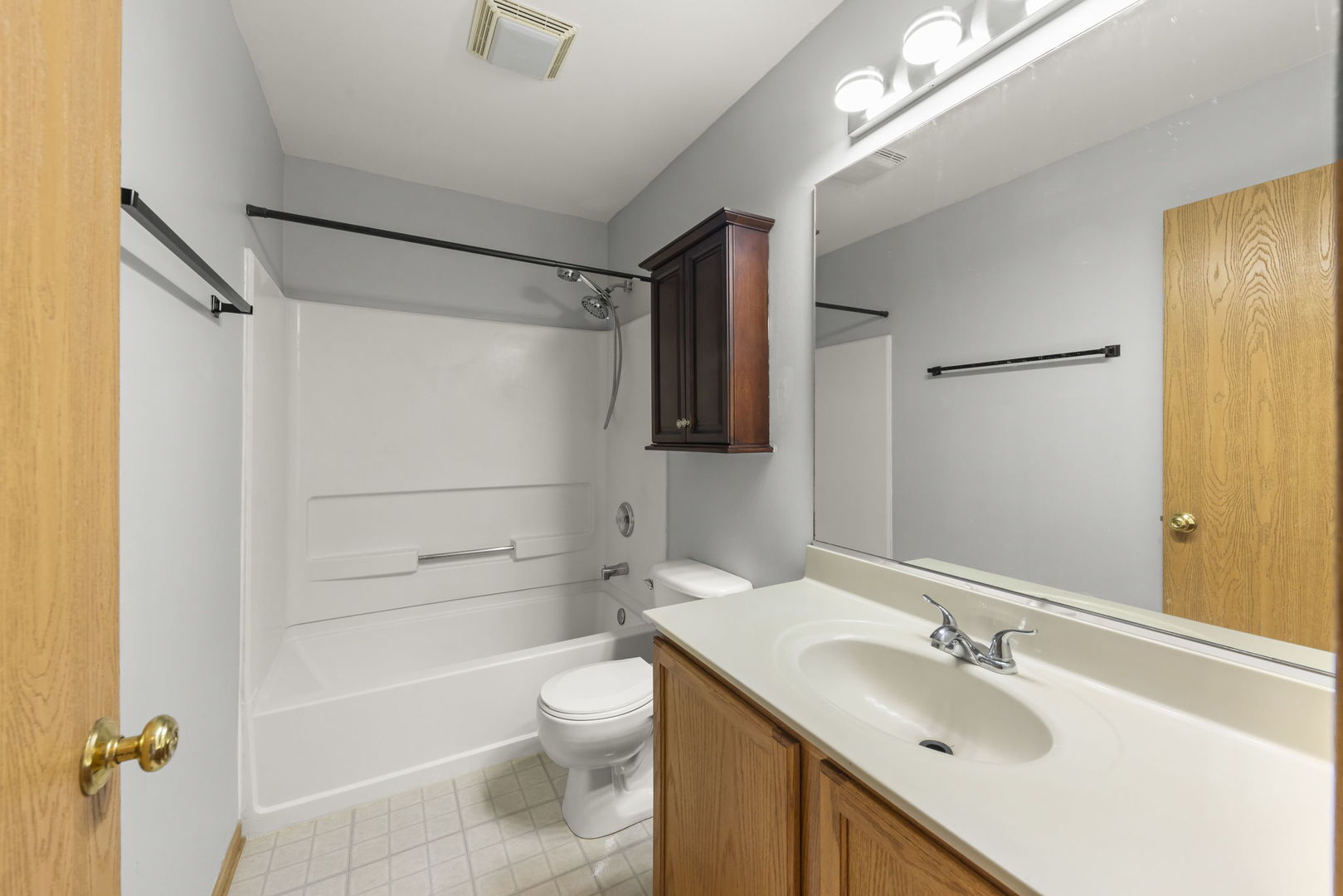 21544 Essex Drive Property Photo 13