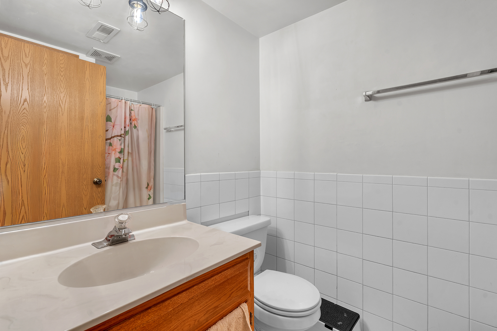 6035 Kathryn Lane Property Photo 15