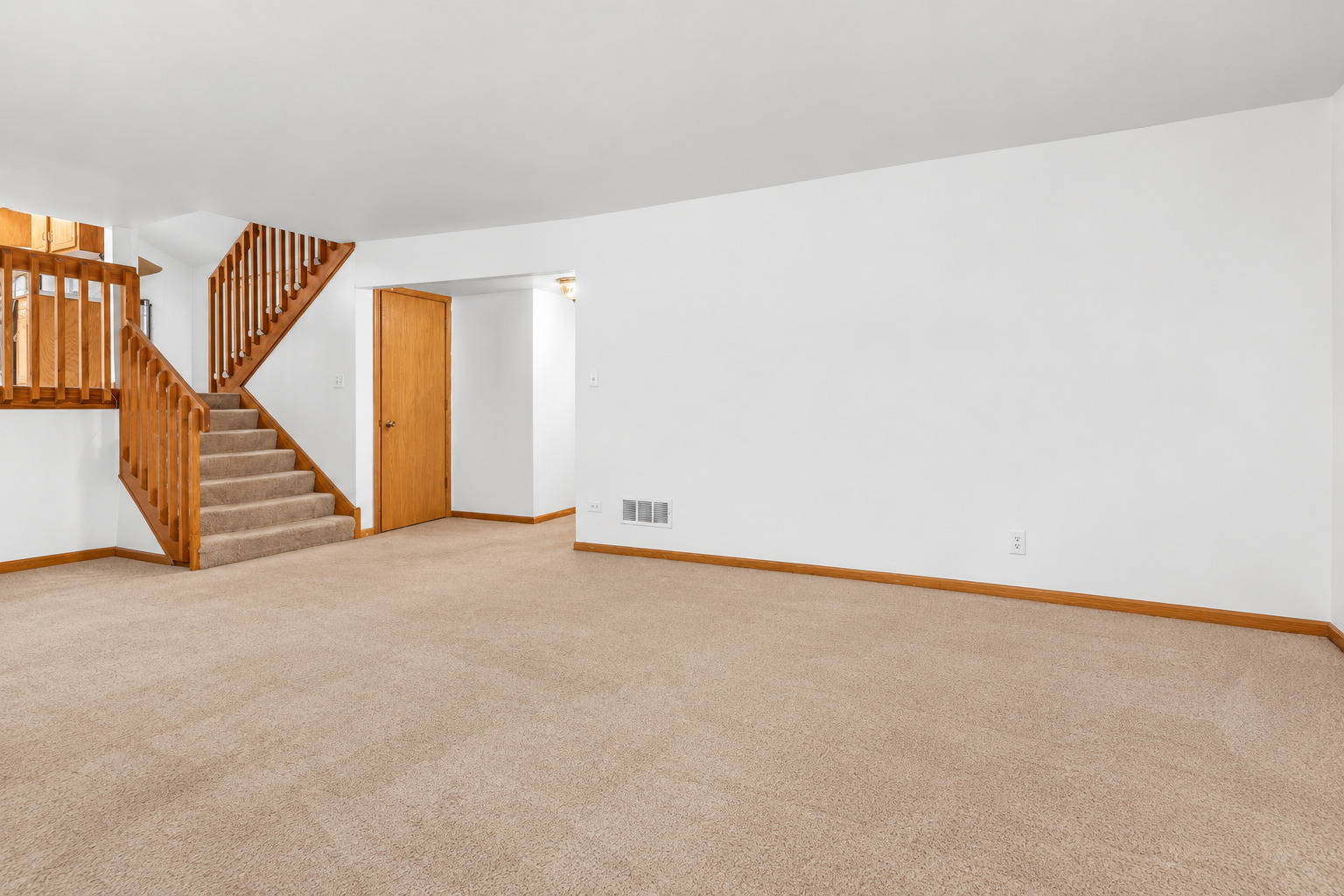 6035 Kathryn Lane Property Photo 17