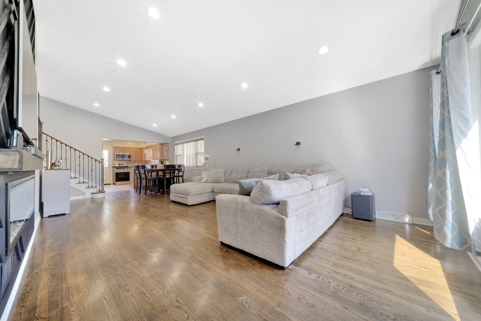 10536 S Kostner Avenue Property Photo 4