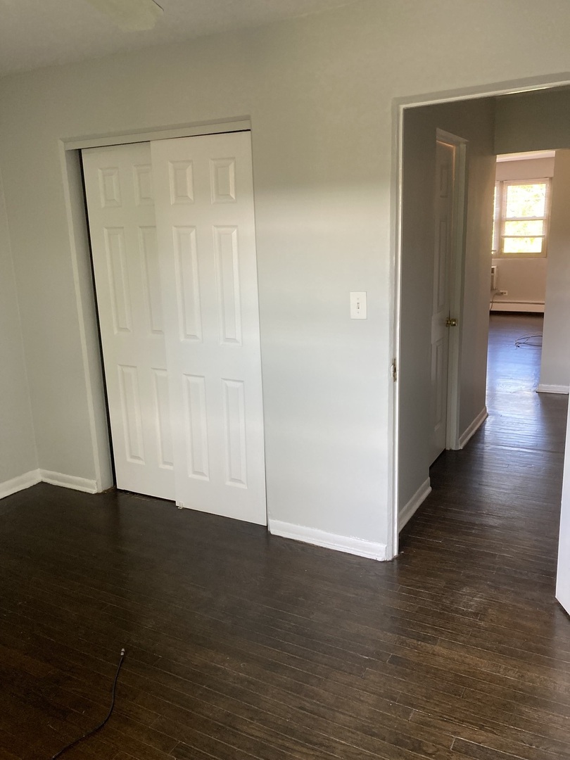 2420 W Berwyn Avenue 304 Property Photo 5