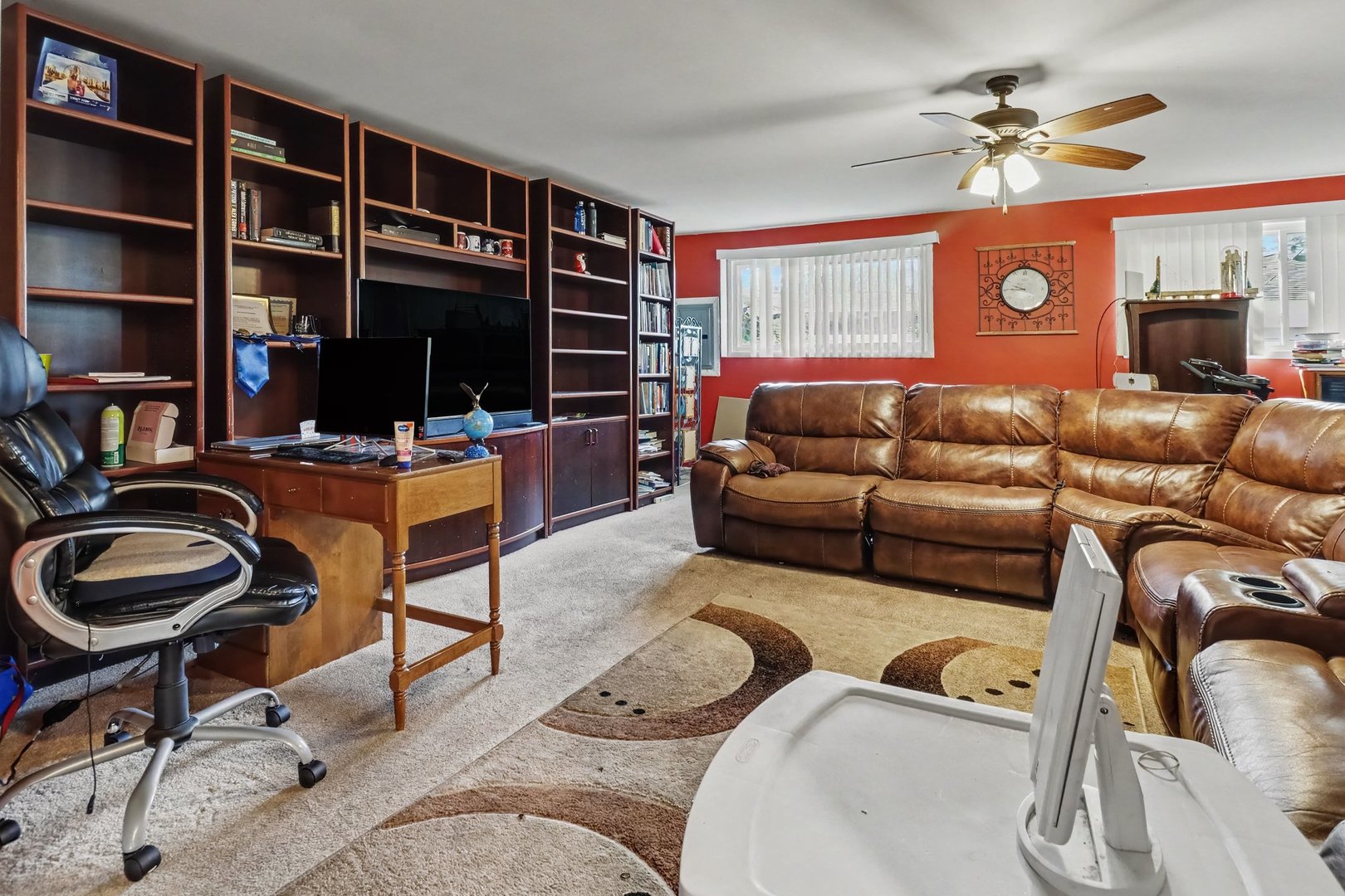 18650 Lee Street Property Photo 7