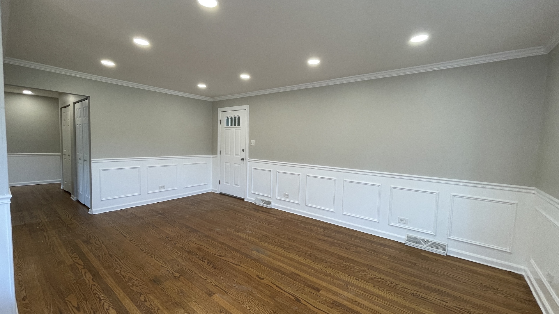 17210 Hawthorne Drive Property Photo 3